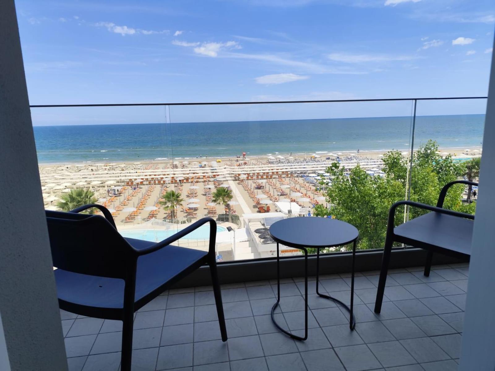Hotel Sporting Riccione Exterior photo